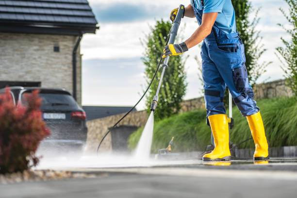 Why Choose Our Certified Pressure Washing Experts for Your Project Needs in Murillo, TX?